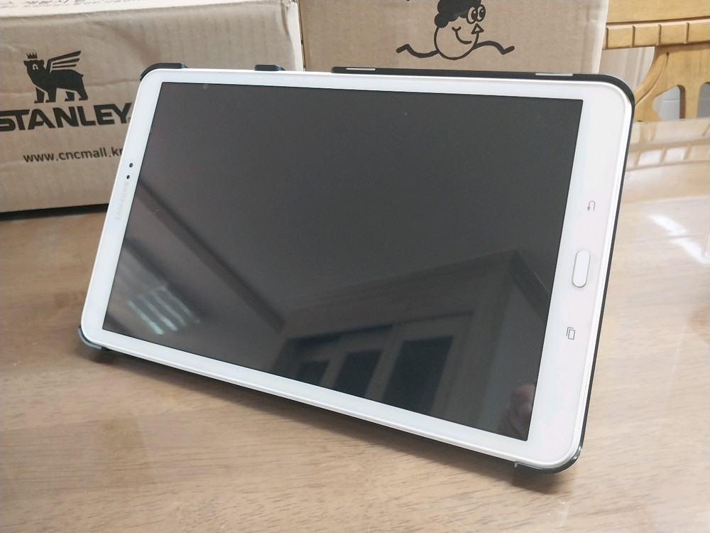삼성 태블릿A6 (SM-T580) 이미지