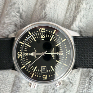 론진 레전드 다이버 42mm 이미지