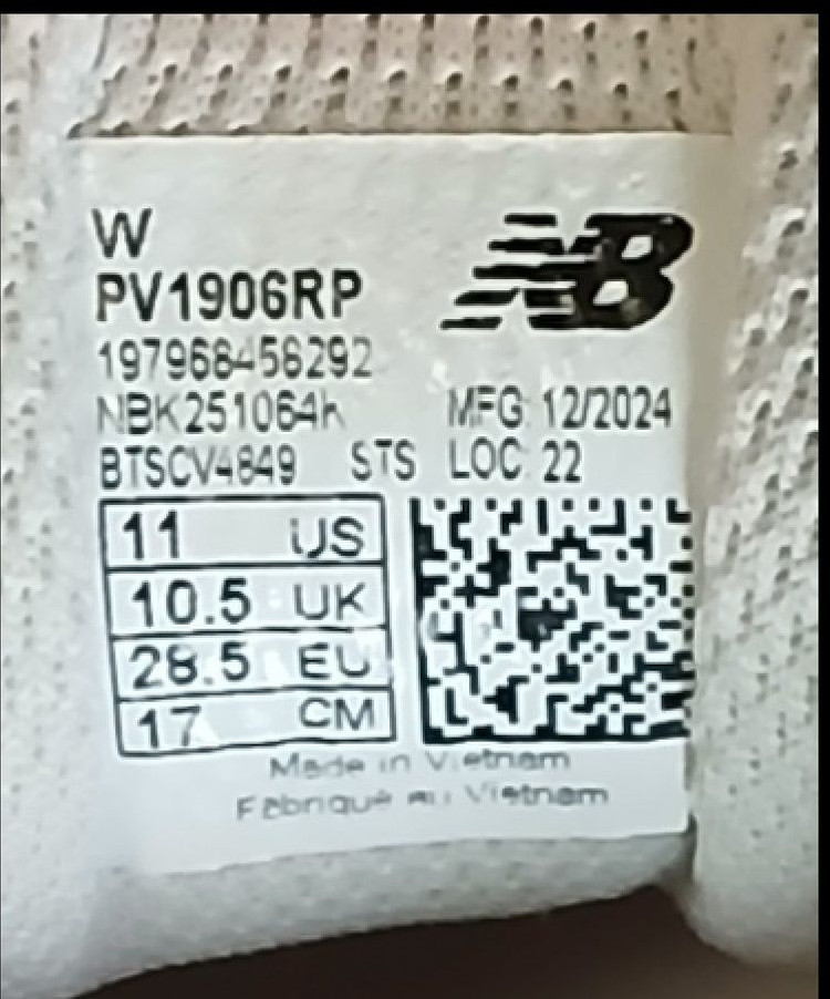 뉴발란스키즈 1906R 170 핑크실버 운동화24년12월 이미지