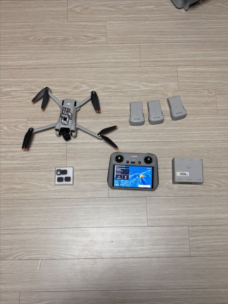 DJI 미니3프로 드론 플라이모어콤보 + 하드케이스 이미지