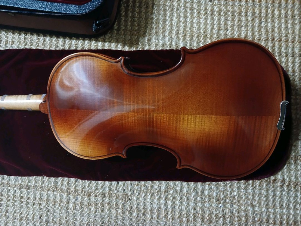 독일 H. LUBNER 350 NO.#200 2004년제작케이스랑 활 모두 포함되어 있는 바이올린풀세트 이미지