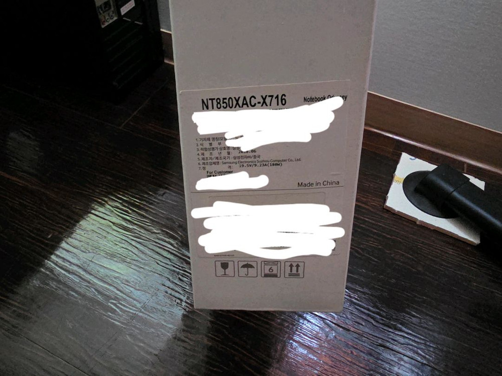 삼성 오디세이Z NT850XAC-X716 게이밍 노트북 이미지