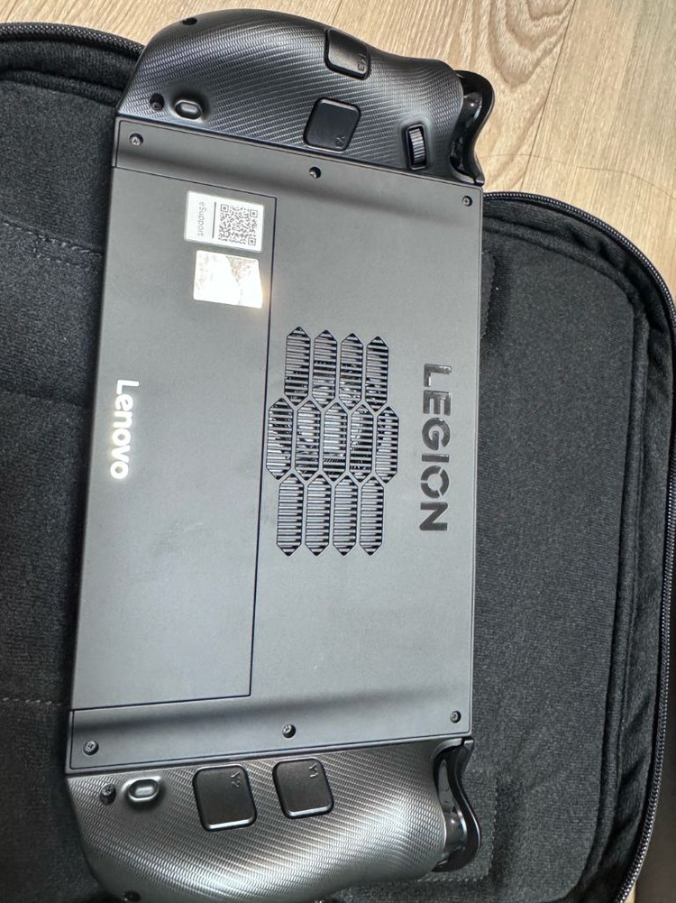 리전고2 ssd 4tb 업그레이드 풀박스 판매합니다. 이미지