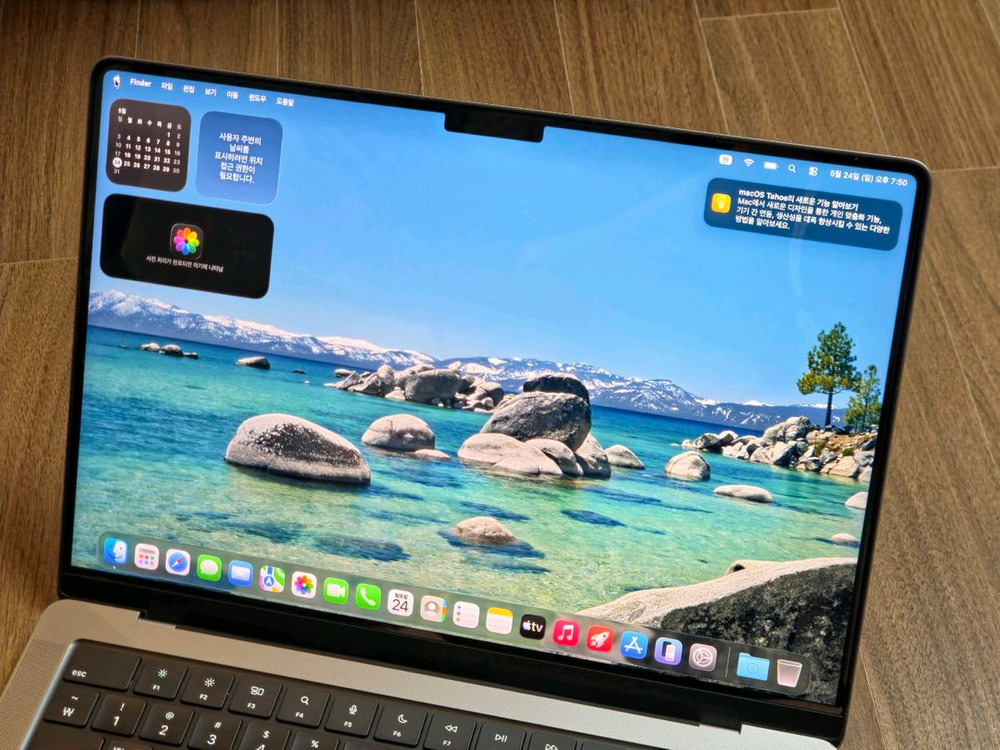 애플 맥북프로 14 인치 M1 8코어 CPU, 14코어 GPU 실버 (램16GB, SSD 512GB) 이미지