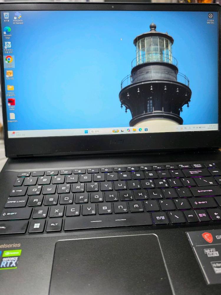 17인치 RTX3070 노트북 이미지