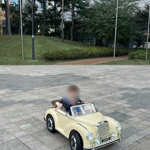 벤츠 300s 클래식 전동카 결혼식화동 돌잔치 대여 / 장기대여가능 이미지