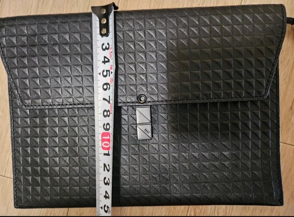 닥스 집게 클러치백 이미지