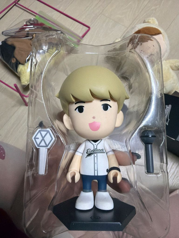 엑소 백현 피규어 배쿠 인형 인형옷 행거 옷걸이 일괄 이미지