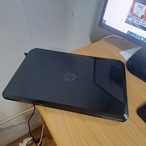 hp 15인지 업무용 노트북 또는 부품용 팝니다.... 직거래 35.000원 이미지