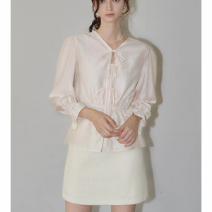 로트르드민 리본 블라우스 아이보리 Ella Ribbon Ivory blouse 이미지