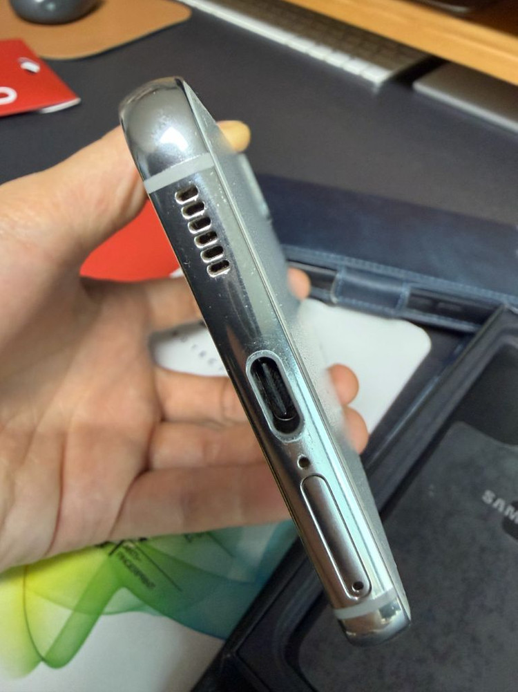 갤럭시 S22 256GB 화이트 KT 이미지