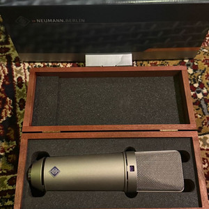 Neumann U87ai 풀박스 18만5천번대 이미지
