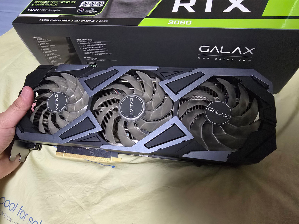 RTX 3090 갤럭시 Black 이미지