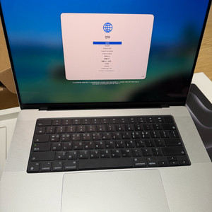 애플 맥북 프로 16 m4 pro 실버 기본형 이미지