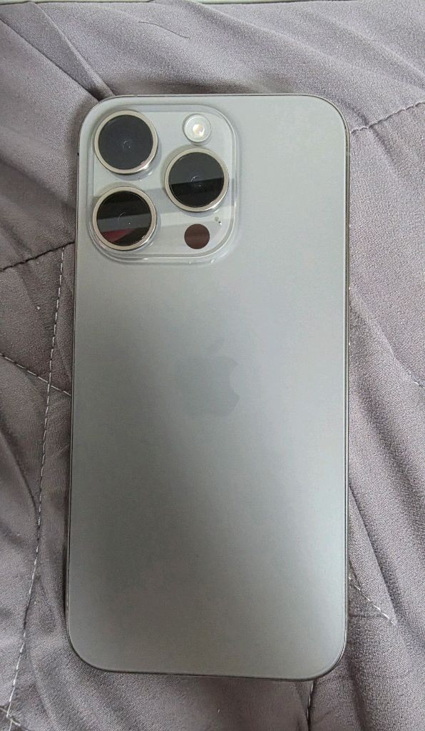 아이폰 15 프로 티타늄 256gb 판매 이미지