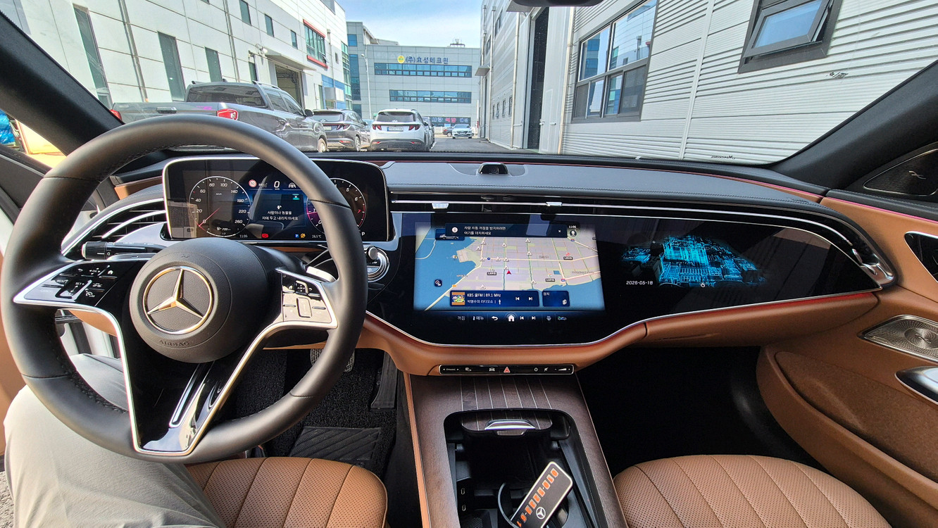 벤츠 E300 리스승계하실 분 연락주세요 이미지