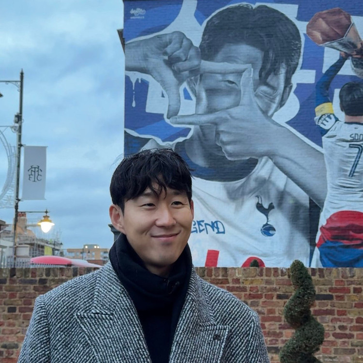 (국내배송) 25-26 토트넘 홈 유니폼 져지 판매 (손흥민 양민혁 반더벤 메디슨 히샬리송 로메로 쿠두스 존슨 등) 이미지