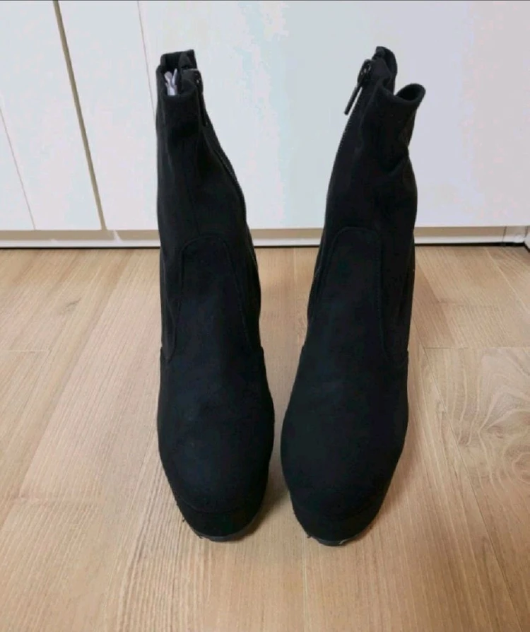 블랙앵글부츠3개 이미지