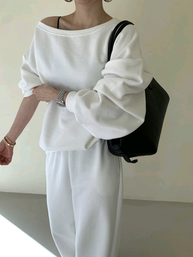 꽁떼드쪼이 쪼이쇼룸 리아 소가죽 볼링백(블랙)숄더백/토트백 이미지