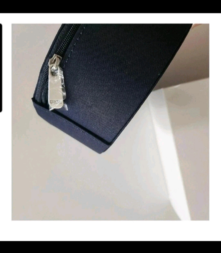 새제품)디올 원형 베니티 파우치 거울 부착 파우치겸 장식보석함 이미지