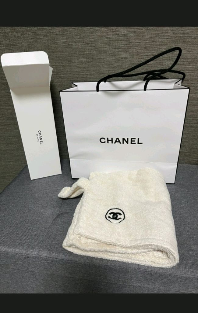샤넬 아이보리 헤어타올 이미지