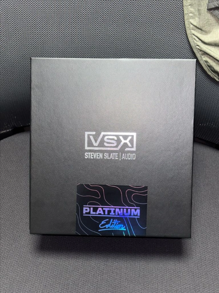 Slate vsx platinum 헤드폰 풀박스 (ilok 트랜스퍼 비용 및 택배비 포함) 이미지