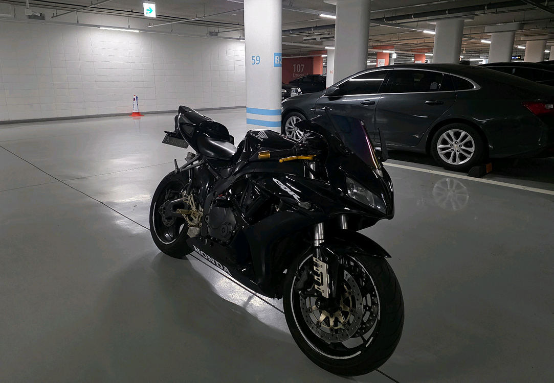 CBR1000RR 06년 판매합니다 이미지