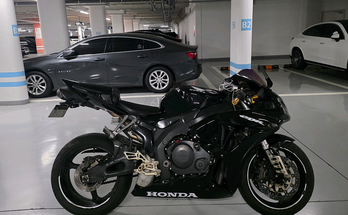 CBR1000RR 06년 판매합니다 이미지