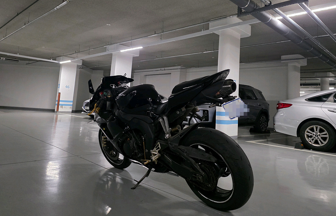 CBR1000RR 06년 판매합니다 이미지