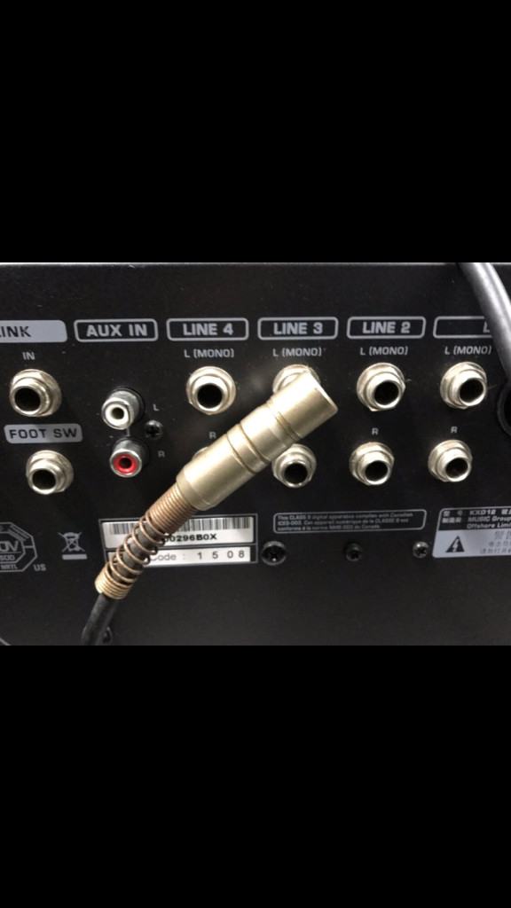 베링거 KXD12 앰프 이미지