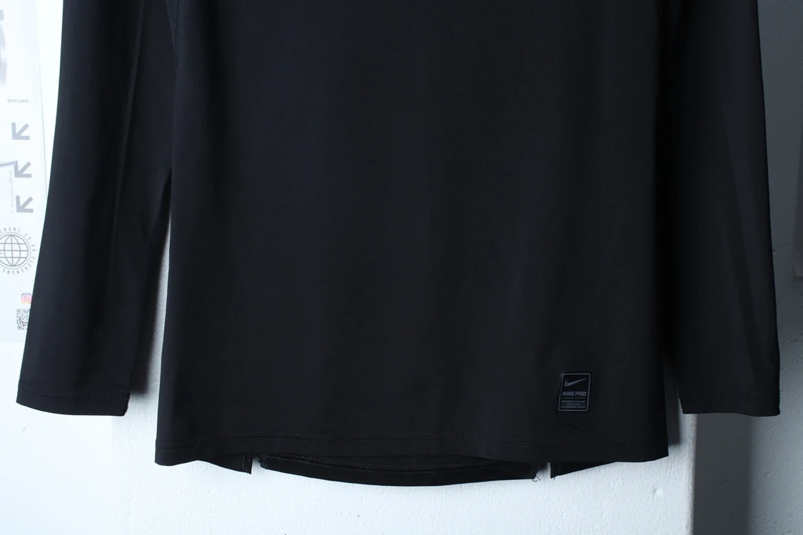 (L-XL) 나이키 긴팔티셔츠 기능성 블랙 스우시 이미지