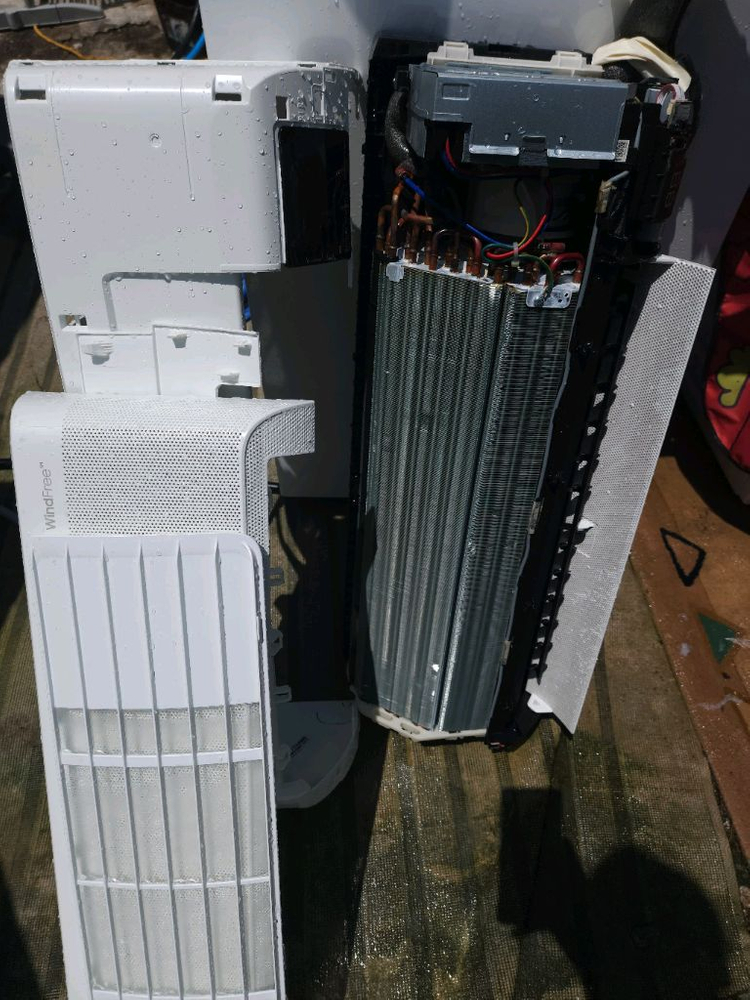 삼성 2in1 벽걸이 에어컨AR06A9170hnq 팝니다 이미지