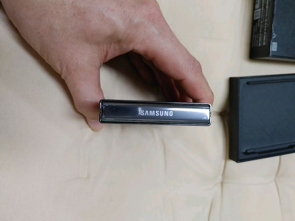 자급제 A급 ㅡ 갤럭시 Z플립5 256GB + 새케이스 이미지