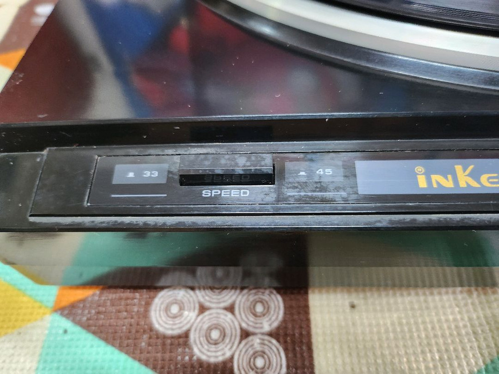 인켈 턴테이블 1988년 이미지