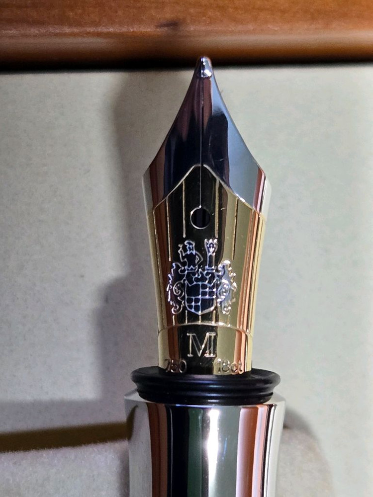 graf von faber-castell woodslimited edition 그라폰 파버카스텔 우드 리미티드에디션 이미지