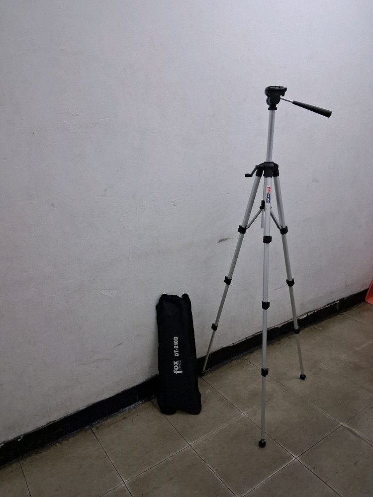 카메라 최상급 삼각대 판매 이미지