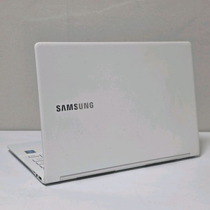 삼성 NT900X3J 펜티엄 4415U 노트북 판매합니다 이미지