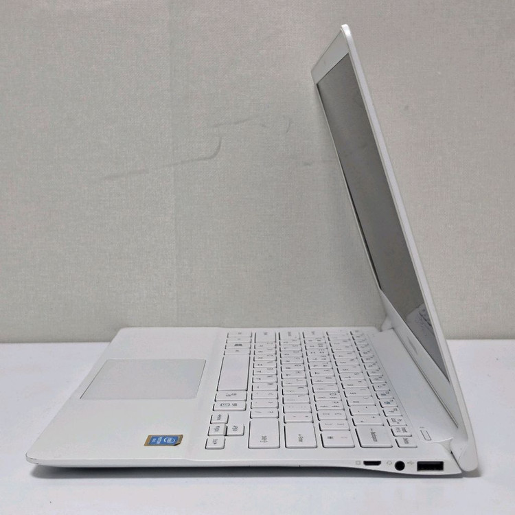 삼성 NT900X3J 펜티엄 4415U 노트북 판매합니다 이미지