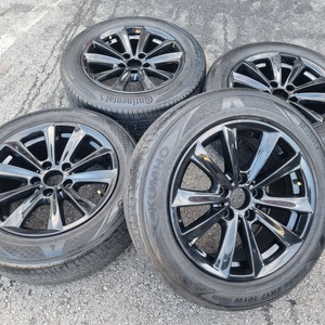 BMW 5시리즈 17인치 블랙유광 휠타이어 팝니다 이미지
