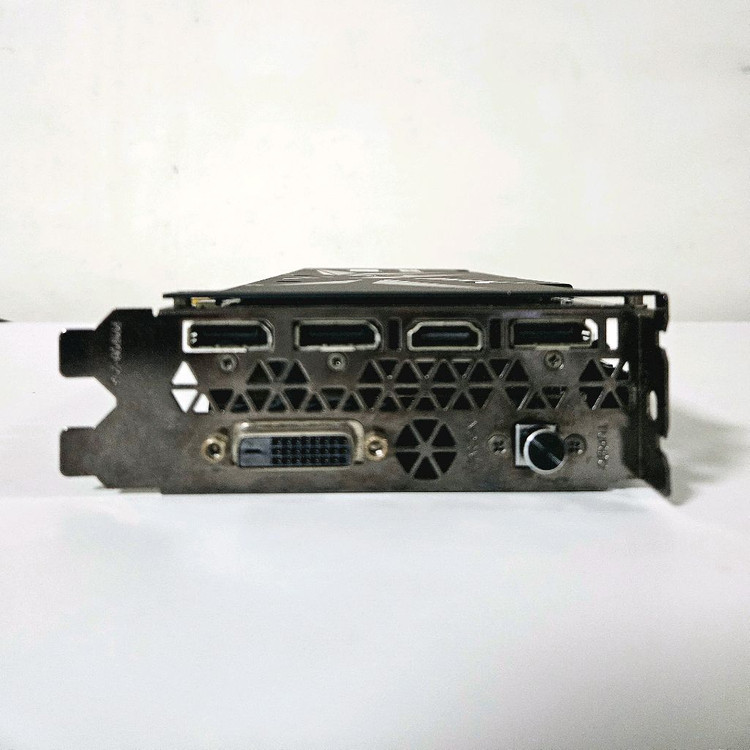COLORFUL 지포스 GTX1060 iGame U-TOP D5 6GB 이미지