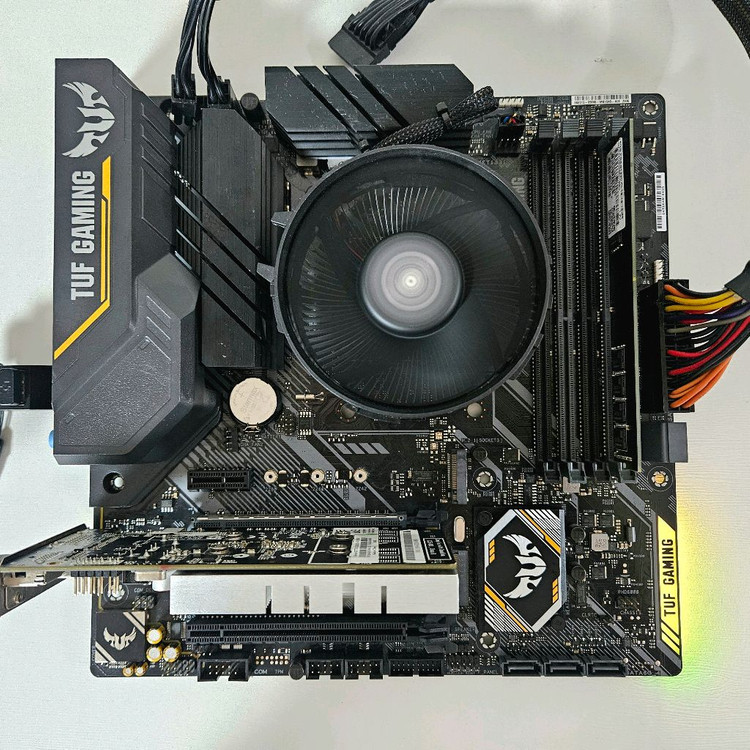 라이젠7-3700X + ASUS TUF B450M-PRO GAMING 이미지