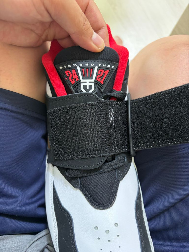 Nike Air Diamond Turf White Black Red 270mm 이미지