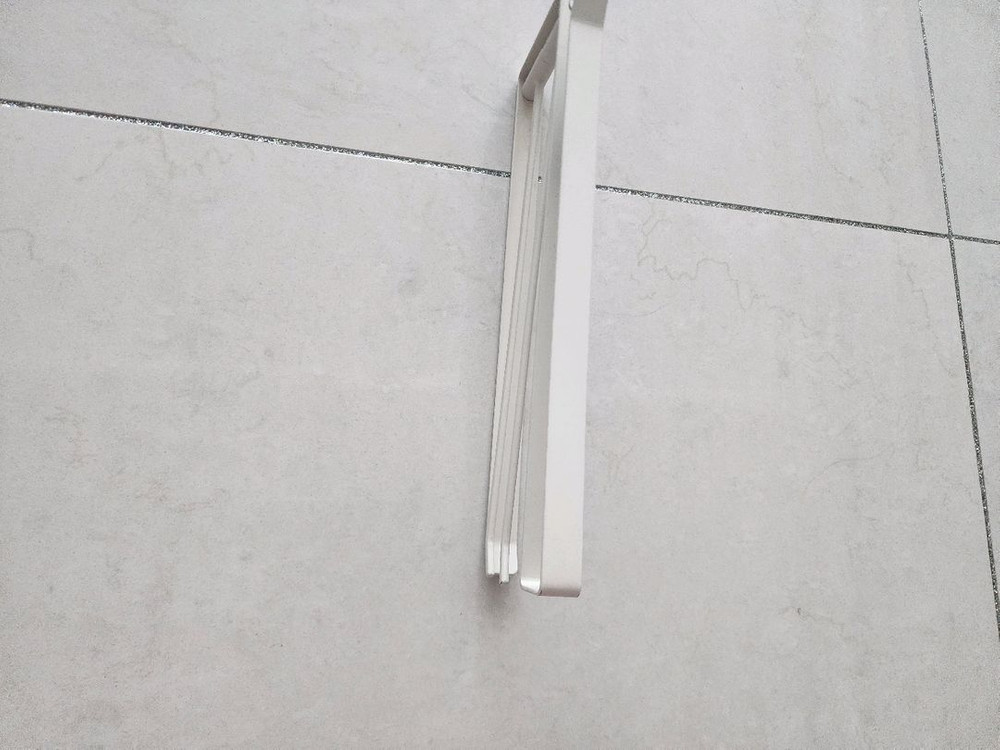 한샘 주방 키친타올ㆍ수세미 등등 선반에 끼워쓰는 수납팔아요 이미지