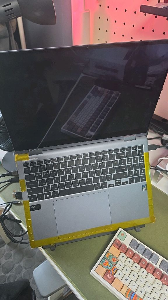 갤럭시북4프로360 및 오큐링크독 및 주변기기 이미지