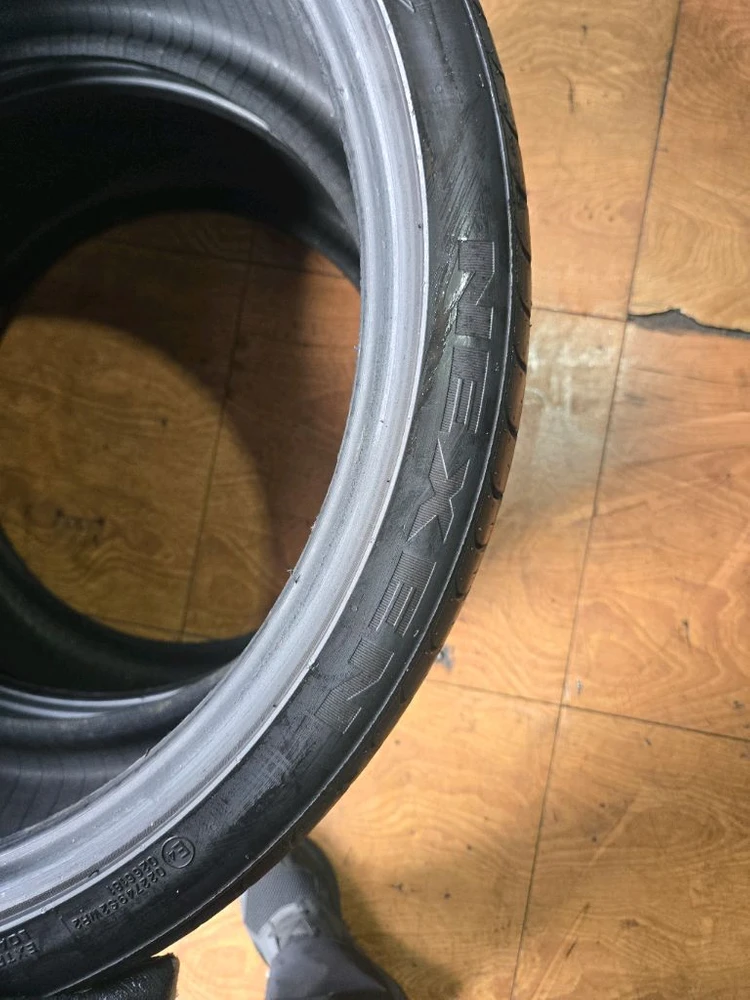 넥센 엔페라 SU1 2753020 중고타이어 2본 이미지