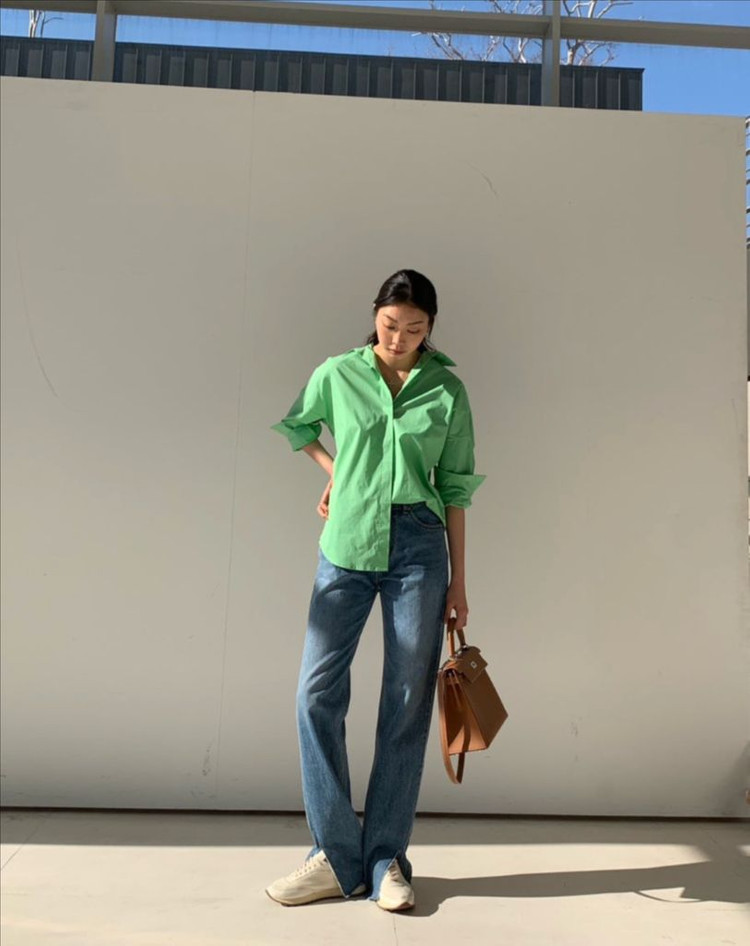 r2w Lolea slit denim 레투 데님 이미지