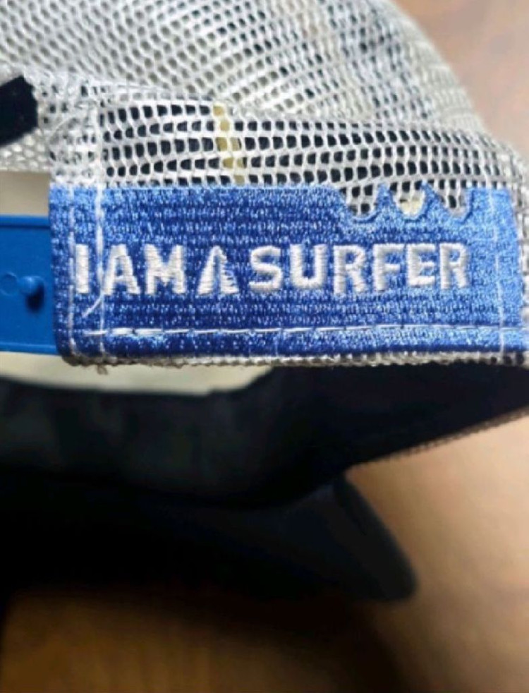 뉴에라 모자 I AM A SURFER 한정판 트러커캡 이미지