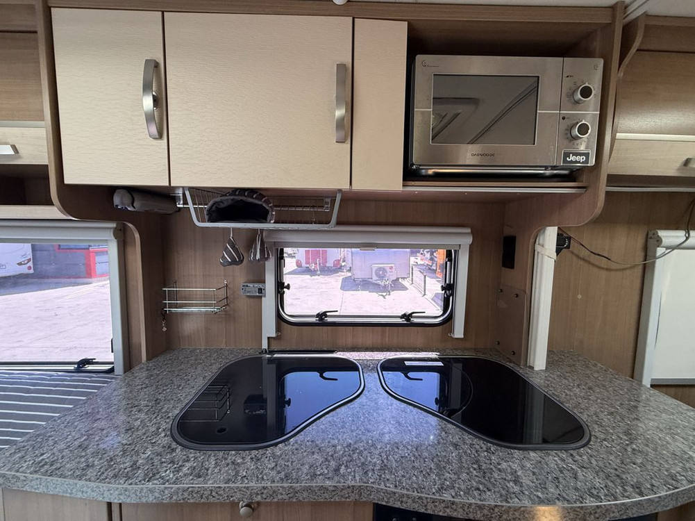 [노지세팅+자연조명] 하이머 에리바 익사이팅 465 카라반, 15년식, 1800만원 이미지