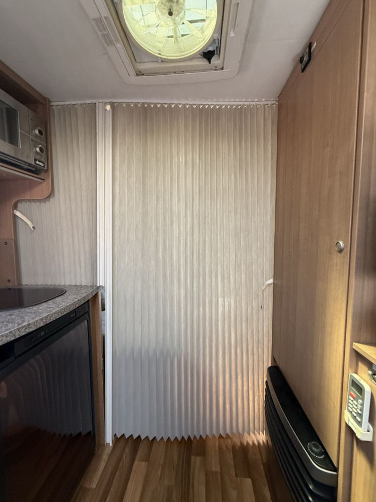 [노지세팅+자연조명] 하이머 에리바 익사이팅 465 카라반, 15년식, 1800만원 이미지