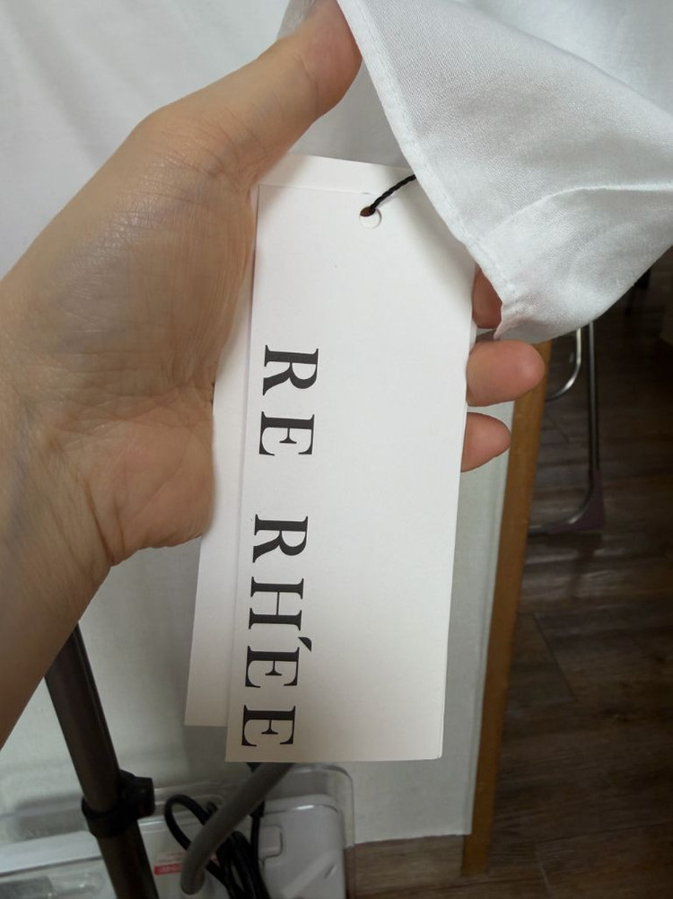 RE RHEE 화이트 셔링 블라우스 새상품 이미지